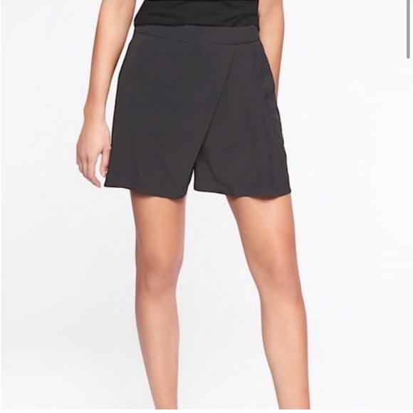 Athleta Dresses & Skirts - Athleta Womens Planner Skort Shorts Size 2 Black Pocket Golf Tennis Athletic